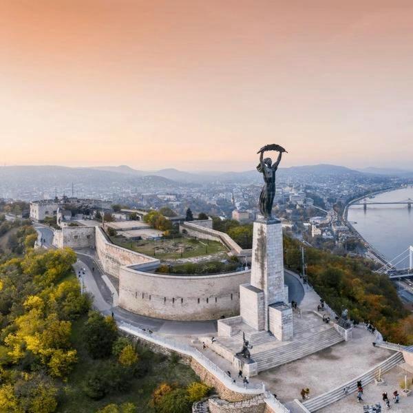 Liberty Bridge Zenta Lägenhet Budapest Exteriör bild